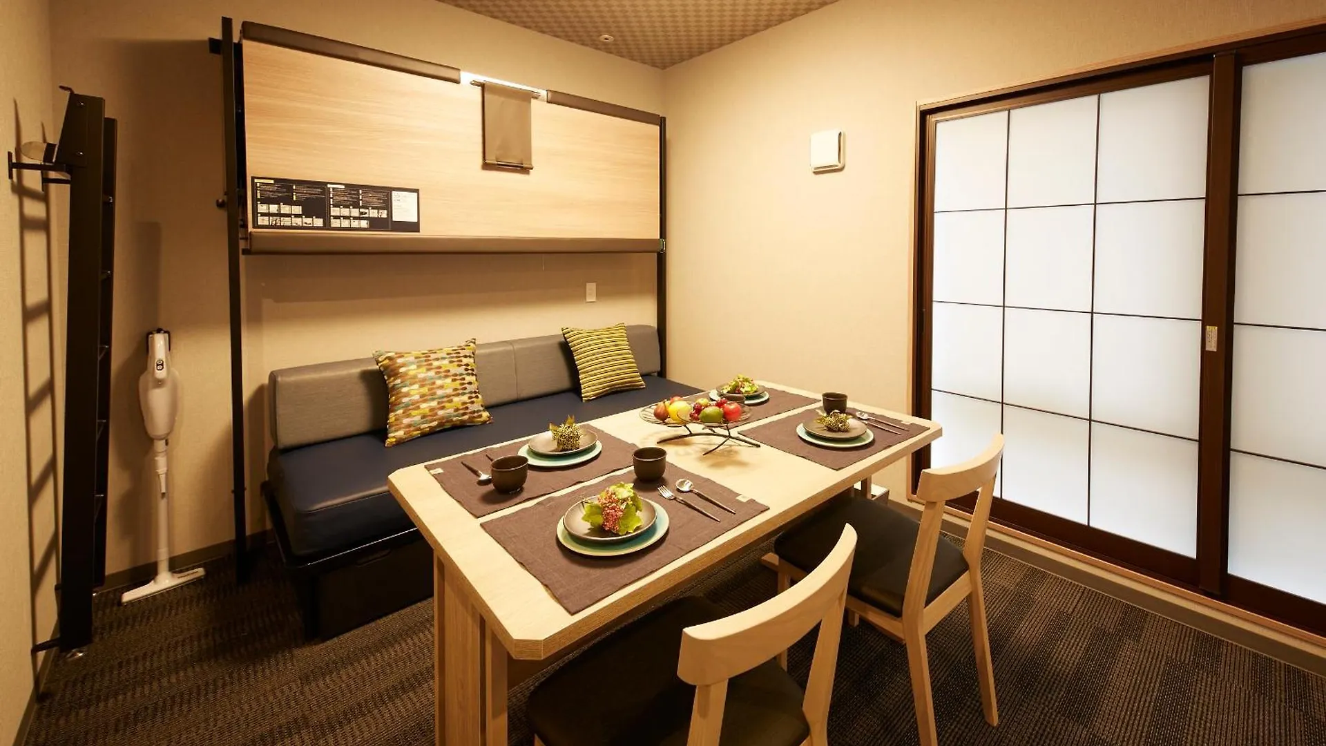MONday Apart Premium 上野御徒町 東京都 4*,  日本